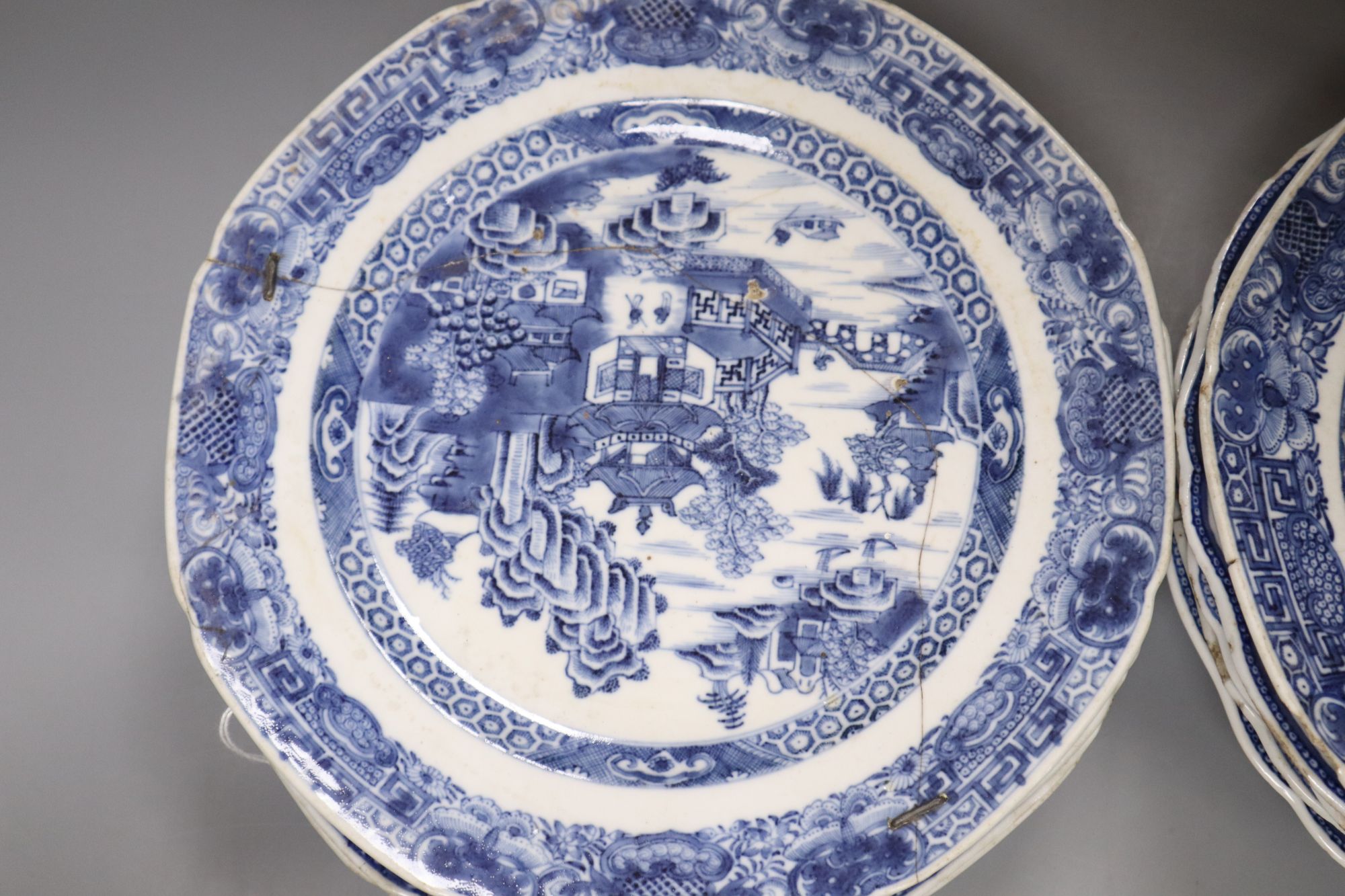 A collection of Chinese blue and white plates, Qianlong period, Fitzhugh borders (13)